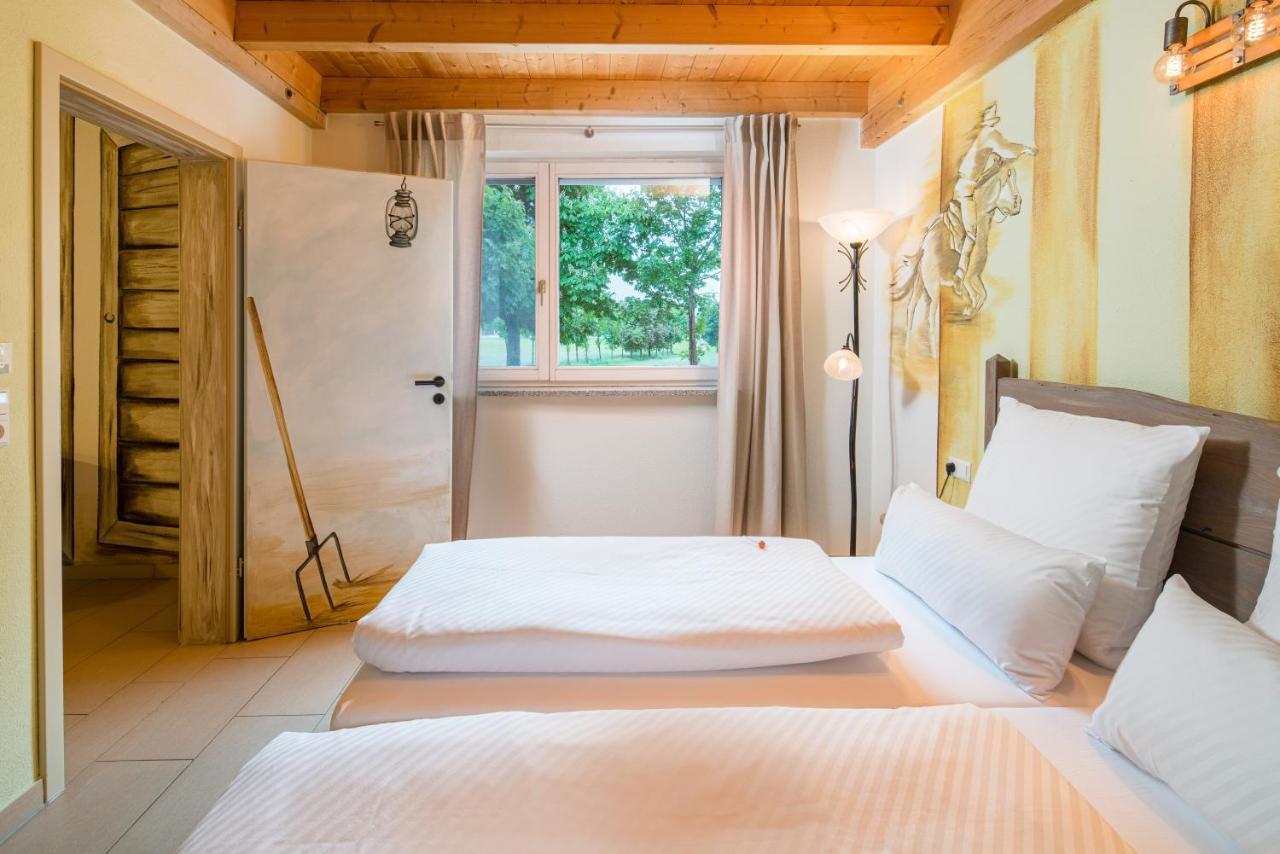 Hotel Hofgut Tiergarten アウレンドルフ エクステリア 写真