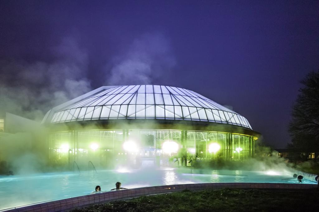 Hotel Hofgut Tiergarten アウレンドルフ エクステリア 写真